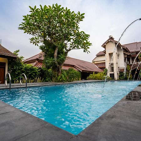 D Ajenk Boutique Guesthouse Kejayan Luaran gambar