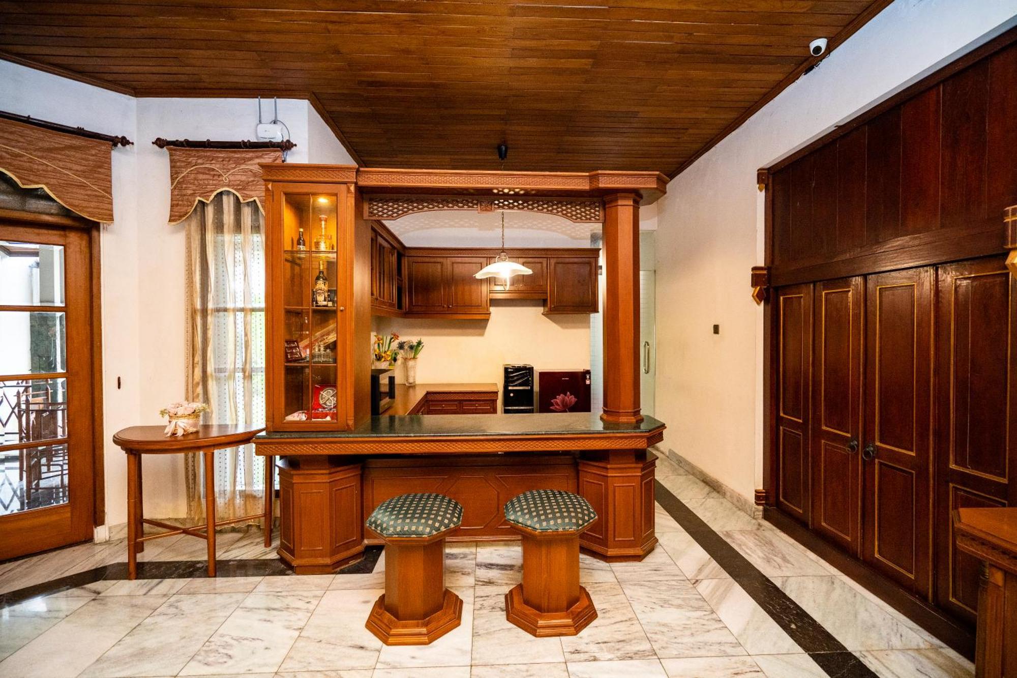 D Ajenk Boutique Guesthouse Kejayan Luaran gambar