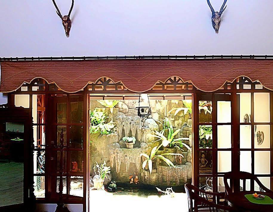 D Ajenk Boutique Guesthouse Kejayan Luaran gambar