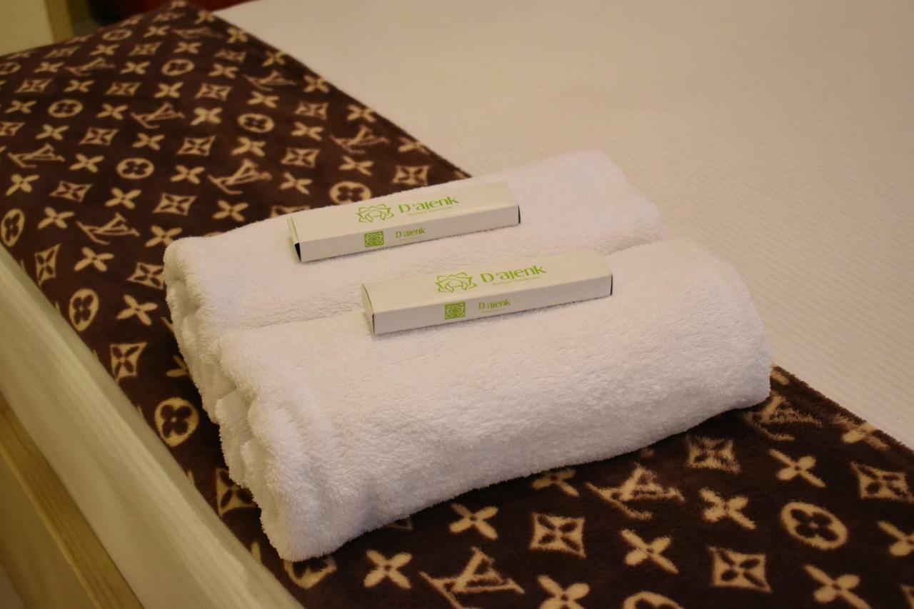 D Ajenk Boutique Guesthouse Kejayan Luaran gambar